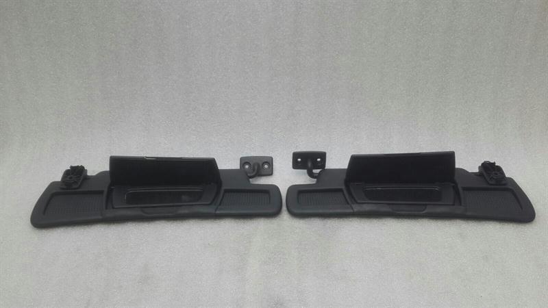 Mercedes SLK R171 Sun Visor A1718100110 Sun Visor Trim Set Kit A1718100210
