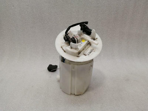 Mercedes C43 AMG W205 Fuel Pump Electric A2054704900 Fuel Pump M276