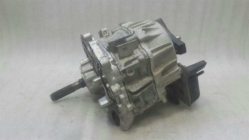 Mercedes E Class W238 Transfer Box A7252802600 Transfer Case M276 4matic