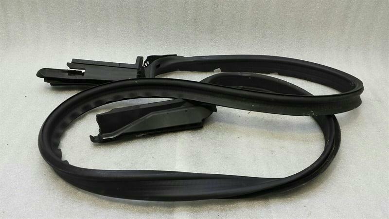 Mercedes E Class W238 Soft Top Seal A2387503600 Vario Roof Seals