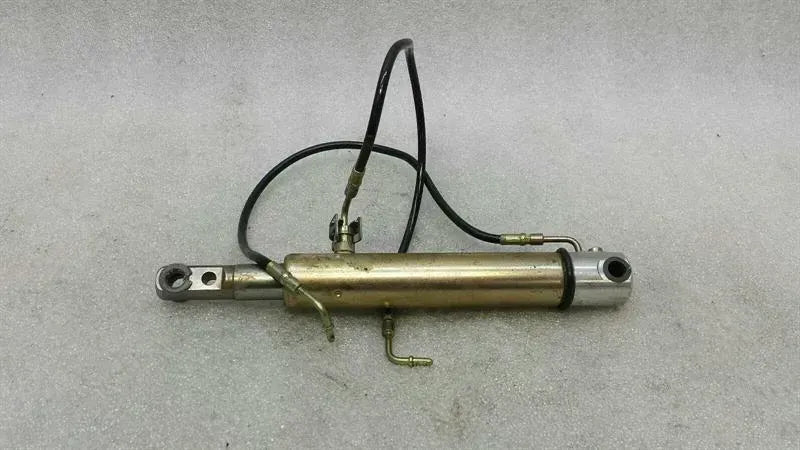 BMW 3 Series E46 soft top cylinder 7025593 hydraulic cylinder