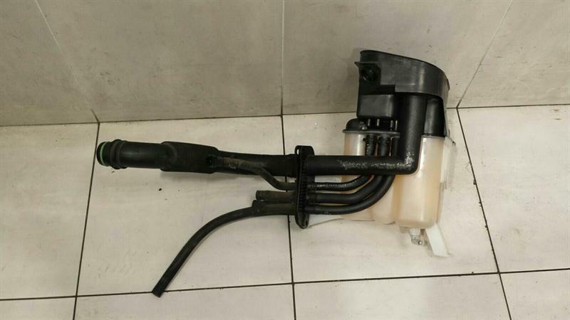 Porsche Boxster 987 expansion tank 99610614708 expansion tank cooling water