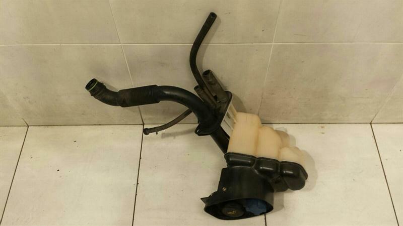Porsche Boxster 987 expansion tank 99610614708 expansion tank cooling water