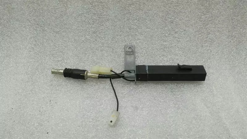 Porsche Boxster 986 Aerial / Antenna 98664710500 Antenna