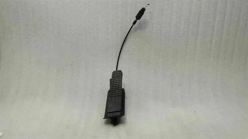 Porsche Boxster 986 RHD Gas Pedal (Electrical) 99642302001 Right Handlebar