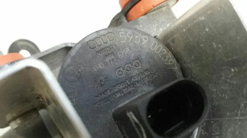 Audi RS7 4G additional cooling pump 4H0121671B coolant pump pump