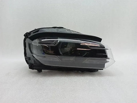 Porsche Taycan 9J Right 9J1941060F Headlight Headlamp Right Matrix PDLS +