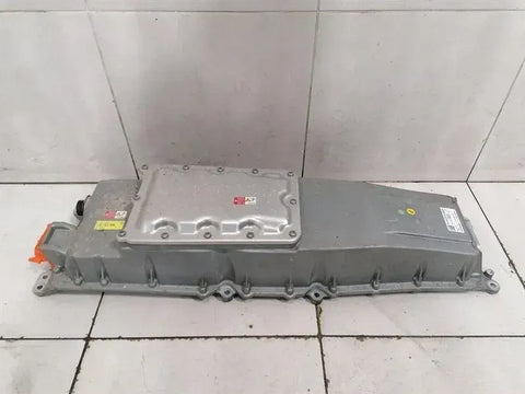 PORSCHE TAYCAN 9J electronic module 9J1915251M battery isolator voltage converter