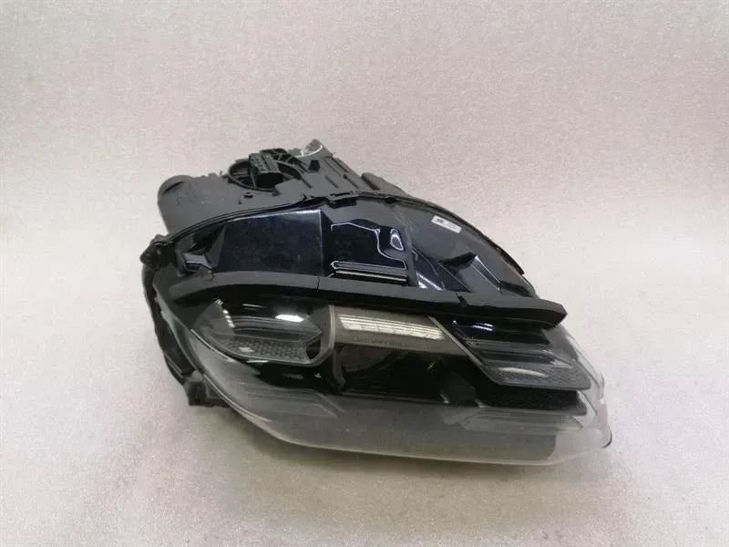 Porsche Taycan 9J Right Headlight 9J1941060E FECTS Headlight Matrix PDLS
