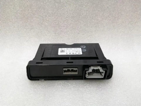 Tesla Model X P100D Park Brake Module 1007618-00-E Parking Brake Control Unit