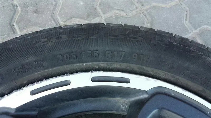 Mini Countryman S R60 Alloy Wheel 9811730 Alloy Wheel 7Jx17 ET50 S141