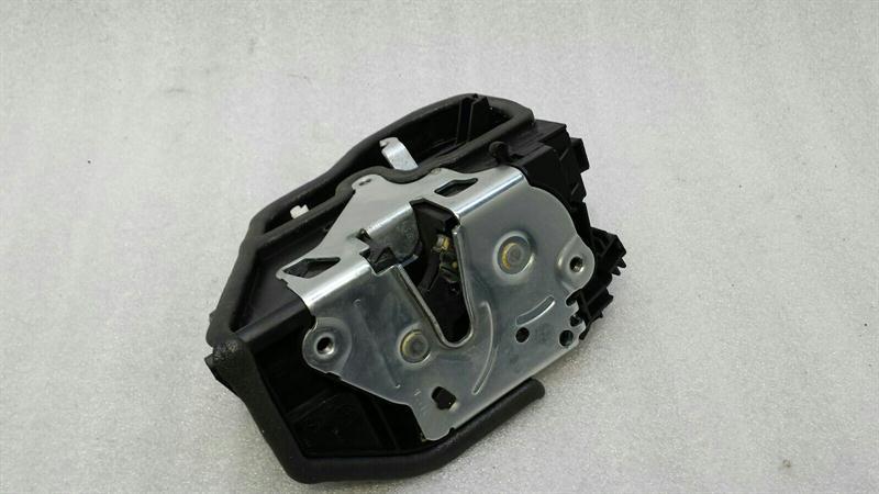 Mini Countryman S R60 rear left door lock 7318417 door lock rear left