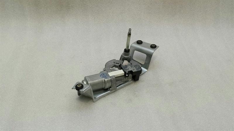 BMW 1 Series F20 rear Wiper engine 7258532 rear wiper engine