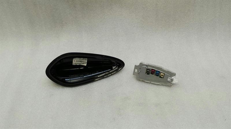 BMW 1 Series F20 Roof Antenna 9350089 Roof Antenna