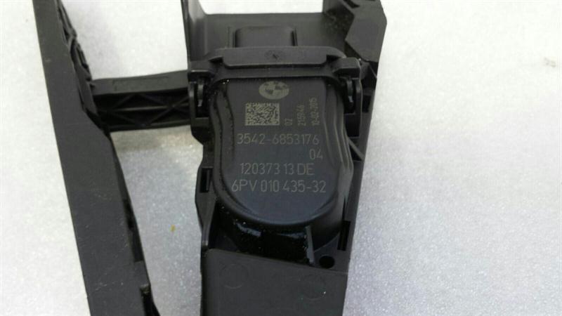 BMW 1 Series F20 Throttle Pedal (Electrical) 6853176 Throttle