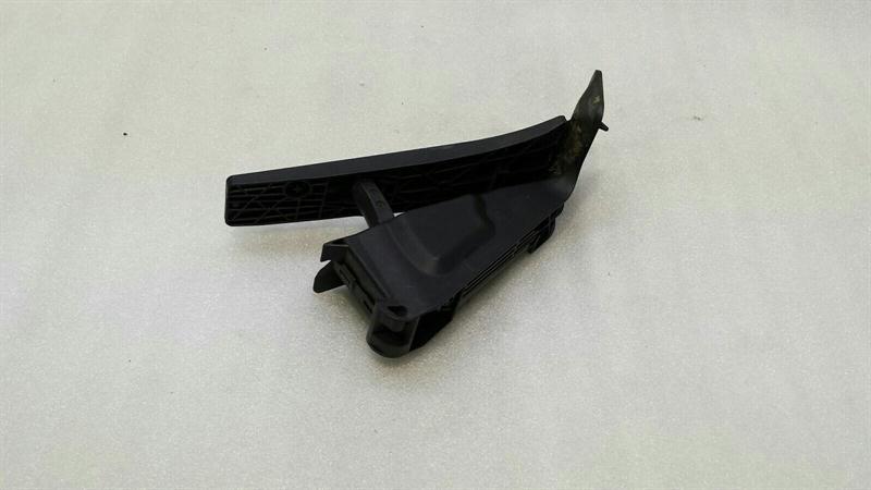 BMW 1 Series F20 Throttle Pedal (Electrical) 6853176 Throttle