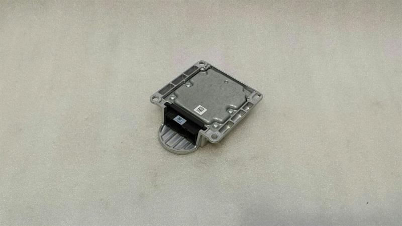 BMW 1 Series F20 Safety Module ECU 6864208 Air Control Unit SRS