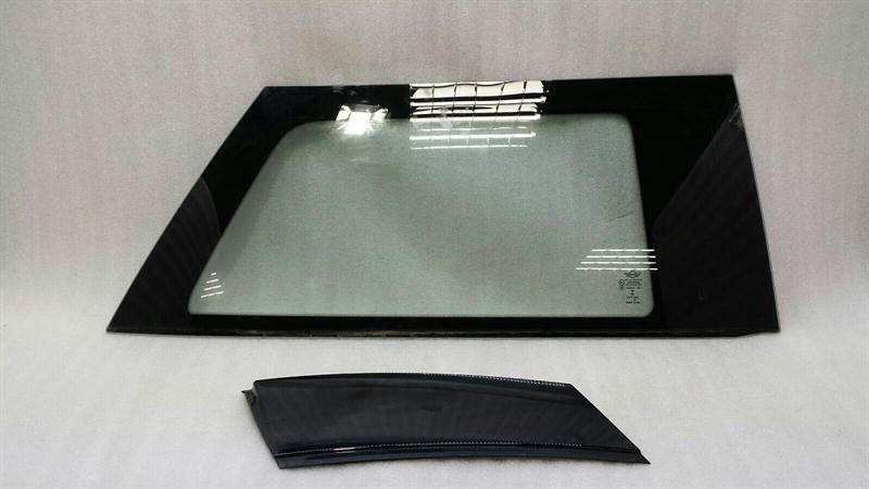 Mini Cooper F56 Right Rear Quarter Glass 7300018 Door Panel 1/4 Rear Right
