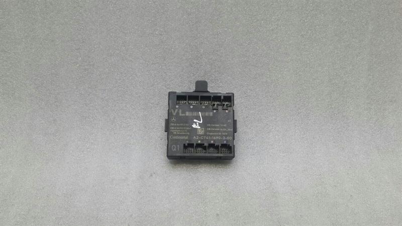 Mercedes A Class W176 FLH Door Module A1669004102 Door Control Unit Front Left
