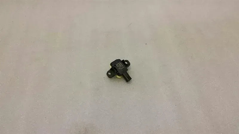 Mercedes A Class W176 Crash Sensor A1668210351 Impact Sensor