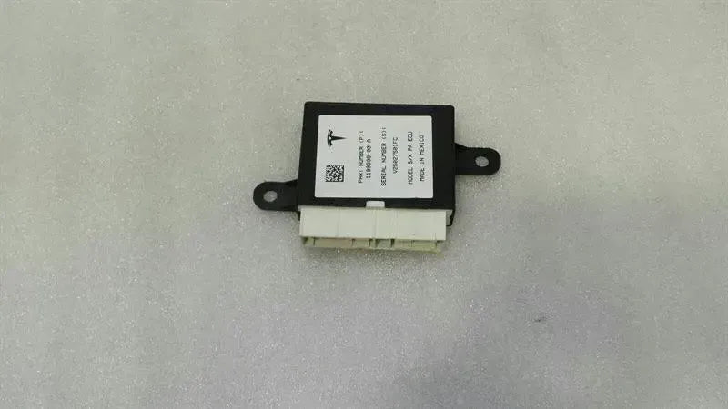 TESLA MODEL S 75 Park Assist Module 1100308-00-A Steuergerät PTS ECU