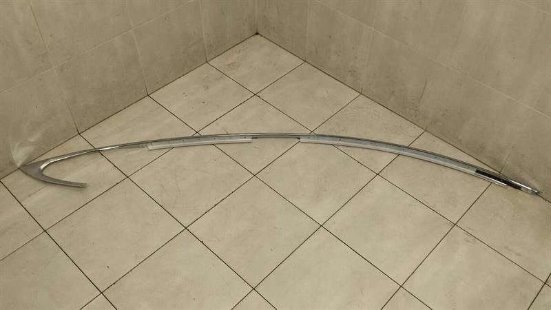 Tesla Model S 75 Right Body Moulding 1039308-00-A Strip Right Chrome