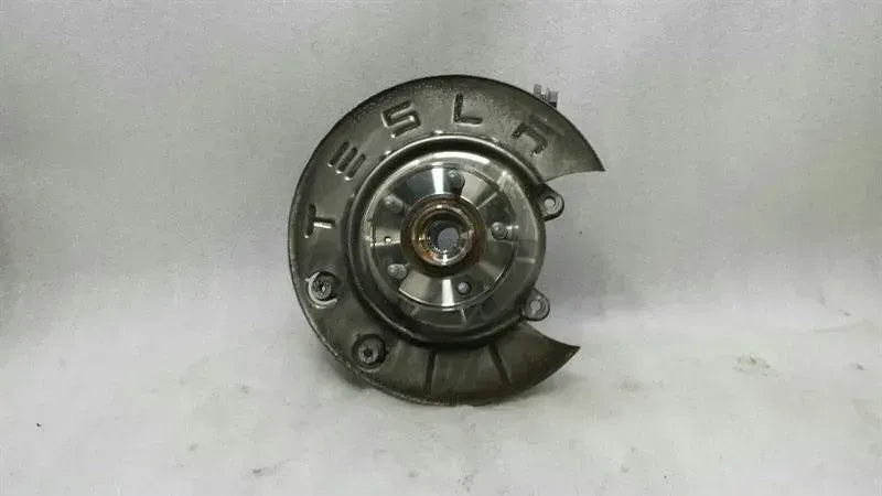 Tesla Model S 75 Right Rear Hub 1042507-00-B Wheel Bearing Housing Rear Right