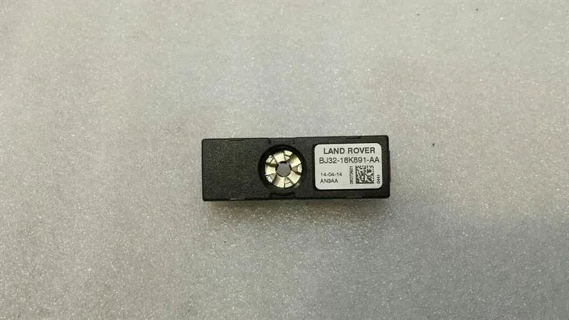 Land Rover Evoque 2.2 TD Aerial / Antenna BJ32-18K891-AA Antenna