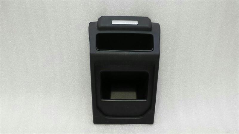 Land Rover Evoque 2.2 TD TRAY EJ32-04569-AAW Tray