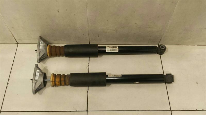 BMW X1 F48 shock absorber rear set 6886760 shock absorber rear set