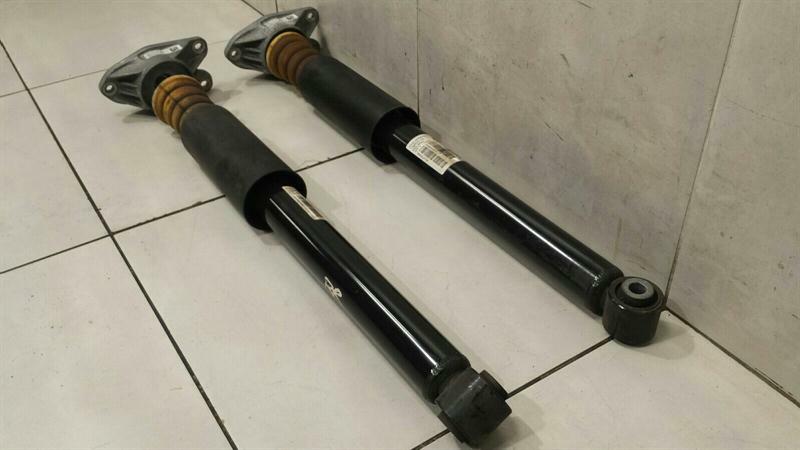 BMW X1 F48 shock absorber rear set 6886760 shock absorber rear set