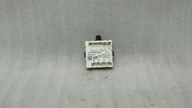 Mercedes C Class W205 FRH Door Module A2229001909 Door Control Unit Front Right
