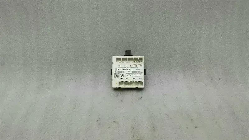 Mercedes C Class W205 FLH Door Module A2229001809 Door Control Unit Front Left