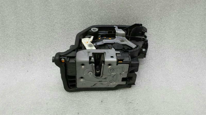 BMW X1 F48 rear left door lock 7281943 door lock rear left