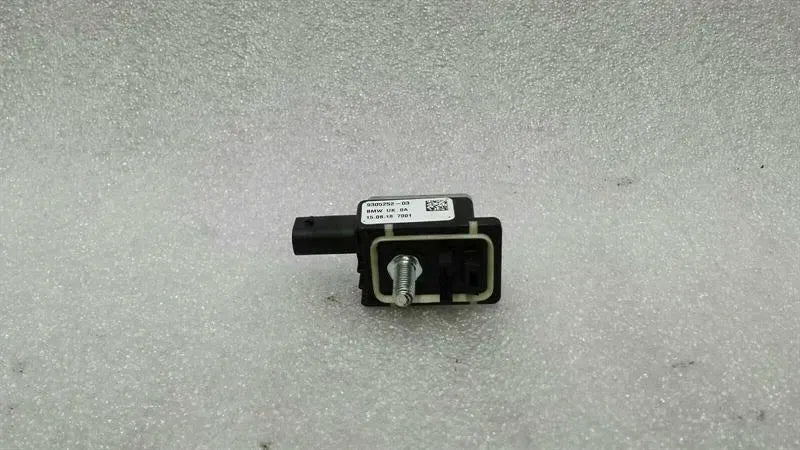 BMW X1 F48 Crash Sensor 9305252 Impact Sensor SRS