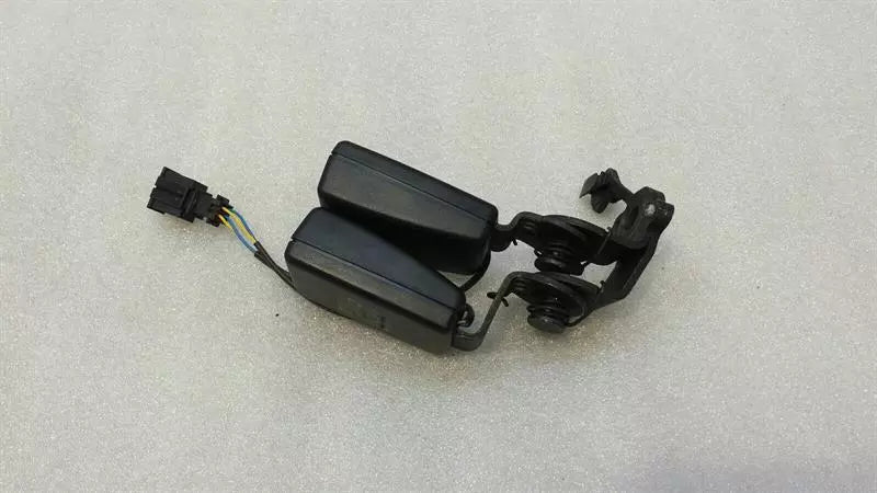 Audi A3 8V facelift belt buckle 8V0857739 belt buckle