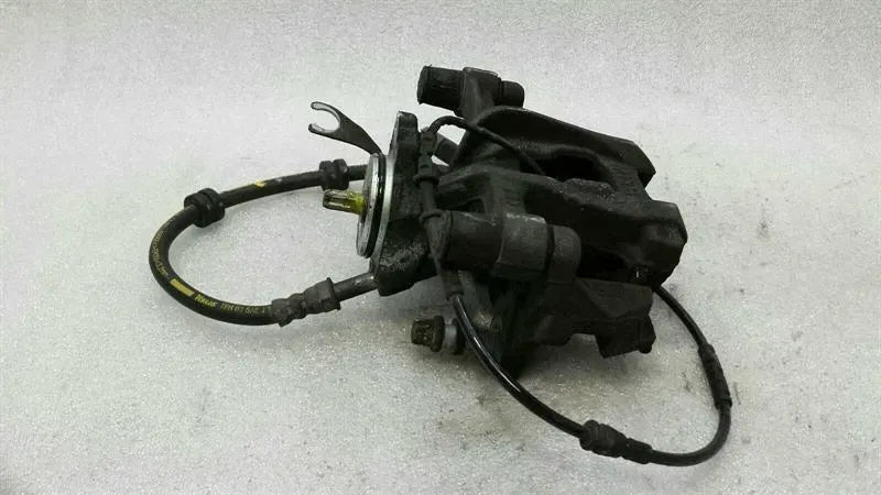 BMW X1 F48 Right Rear Caliper 6883026 Brake Caliper Rear Right