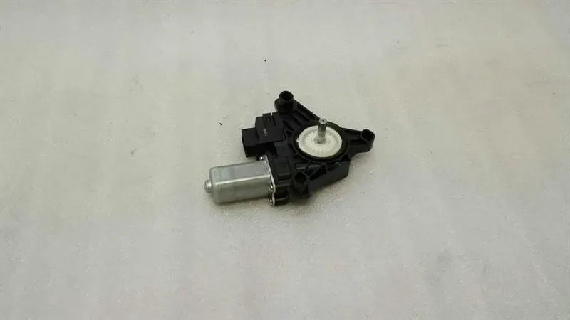 Mercedes A Class W176 RRH Door Window Motor A2469063200 Window Regulator Motor HR
