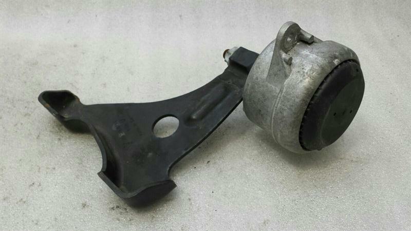 Porsche Boxster 718 Right Gearbox Mount 982399201A Transmission Holder Right