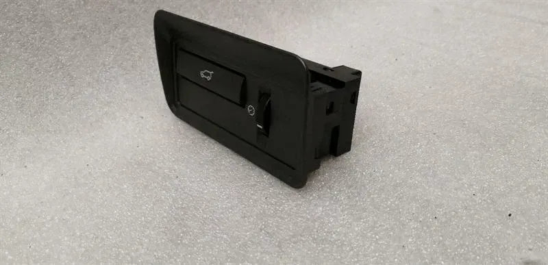 RANGE ROVER EVOQUE boot lid switch switch BJ32-11654-BB switch tailgate
