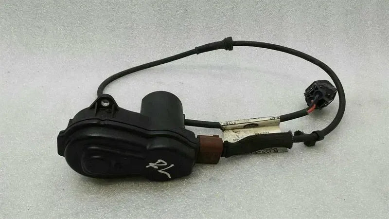 RANGE ROVER EVOQUE L538 LEFT PARK BRAKE MOTOR 32337647 ACTUATOR PARKING BRAKE