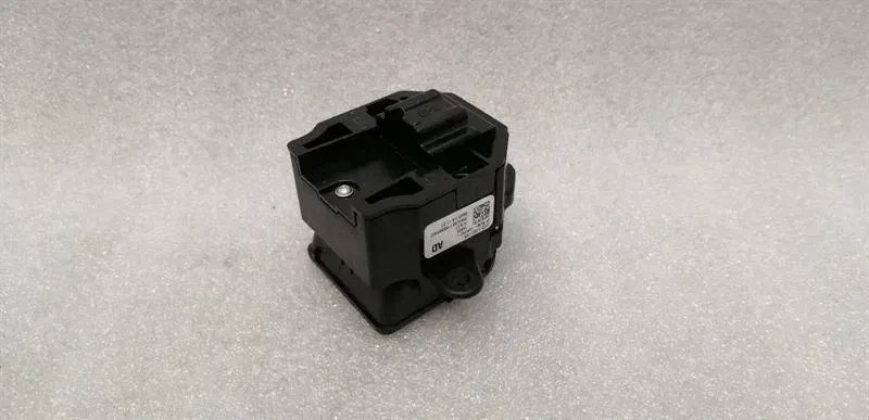 Range Rover Evoque L538 Park Brake Switch BJ32-15K850-AD Switch Parking Brake