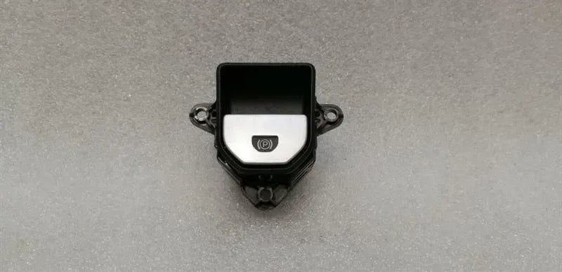 Range Rover Evoque L538 Park Brake Switch BJ32-15K850-AD Switch Parking Brake