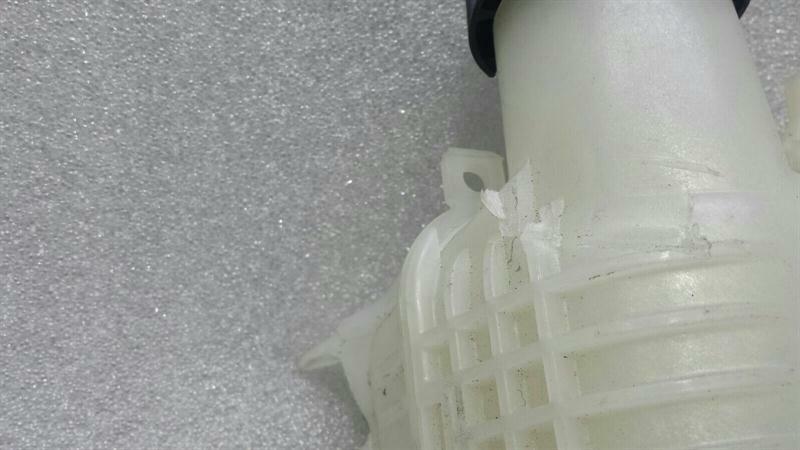BMW X1 F48 F45 Expansion Tank 7617362 Expansion Tank Coolant