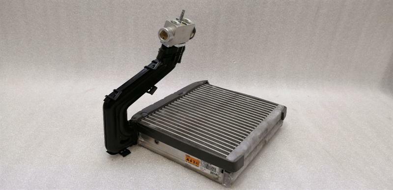 RANGE ROVER EVOQUE Air Conditioning Evaporator LR070870 RHD RIGHT HAND DRIVE