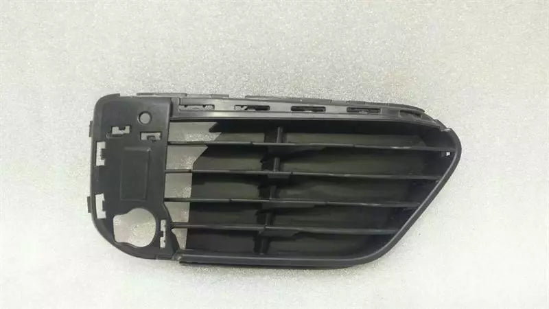 BMW X1 F48 front bumper grille right 7354778 grille front right