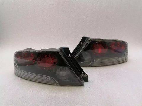 Mitsubishi Evolution VII 7 EVO Rear Light Stanley P2826R Tail Light Set OEM