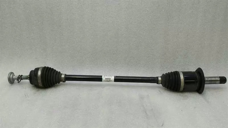 BMW X1 F48 drive shaft rear right 7646867 rear right drive shaft