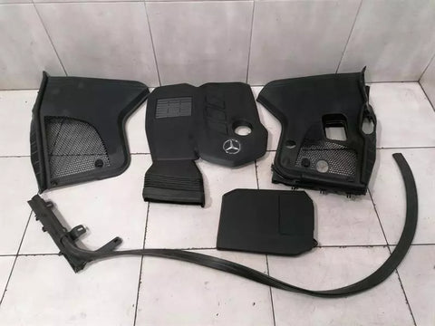 Mercedes CLS C257 W257 Engine Cover A6540106602 Engine Cover RHD