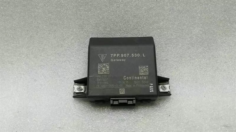 Porsche Cayenne 958 92A Gateway Electronic Module 7PP907530L Control Unit